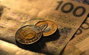 Buono postale con tassi d'interesse al 5%, informazioni su funzionamento e rendimento.